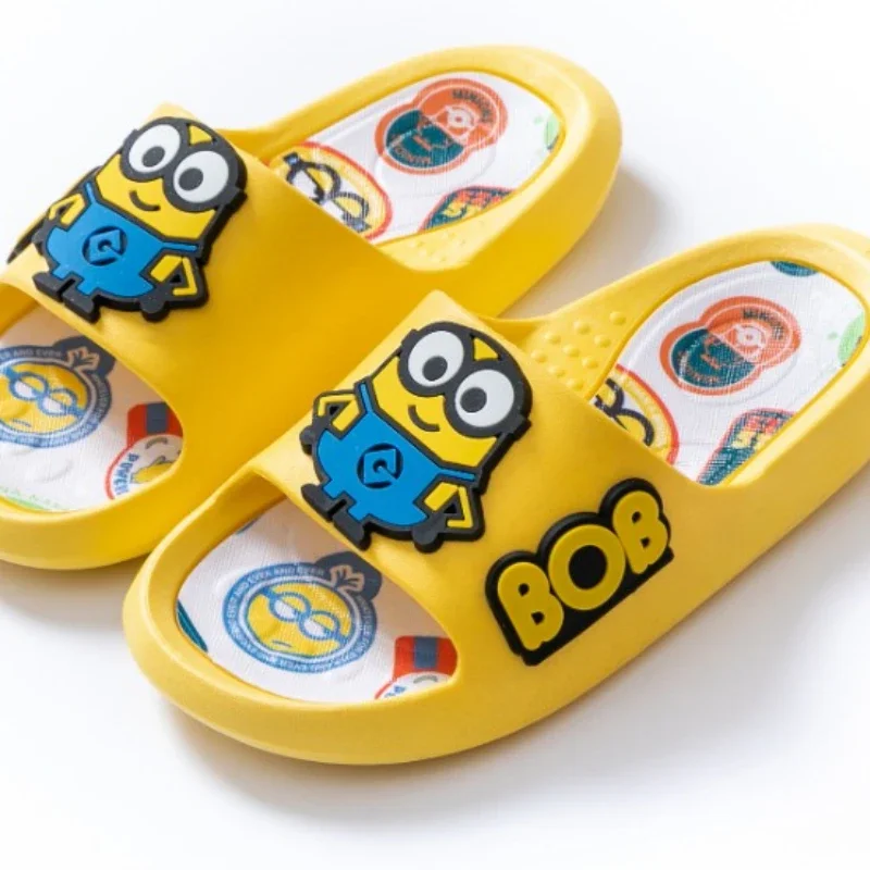 Minions pantofole Anime Cute Children sandali antiscivolo fondo spesso pantofole da casa Cartoon Boy Girl Outdoor Beach infradito regali