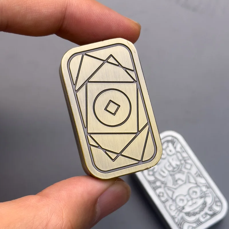 Lucky Cat Design Sliding Fingertip Gyroscope, Three Adjustable Levels, Unlimited Push, Micro Creative Fingertip Gyroscope