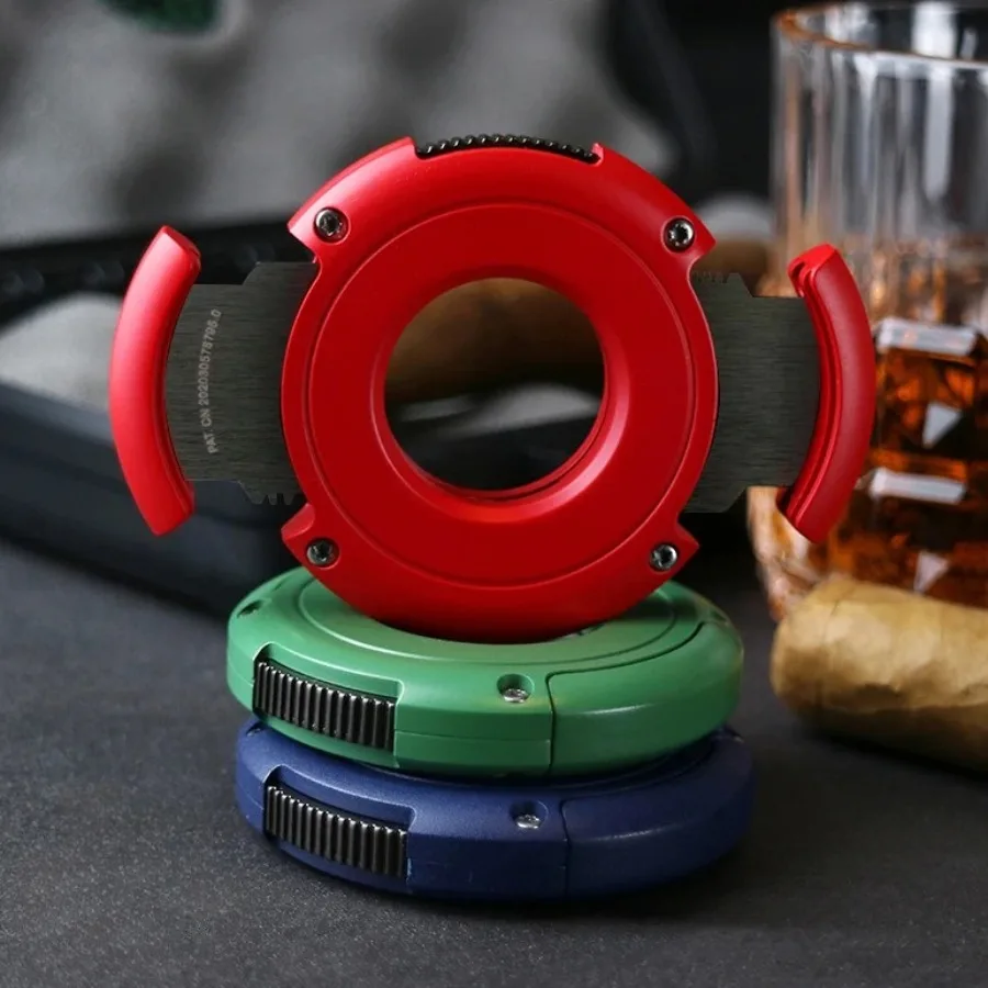 

Luxury Round Cigar Cutter Double-Edged Stainless Steel Cutters 62 Ring Gauge Cigar Scissors Puncher Cutting Knife Gift Box