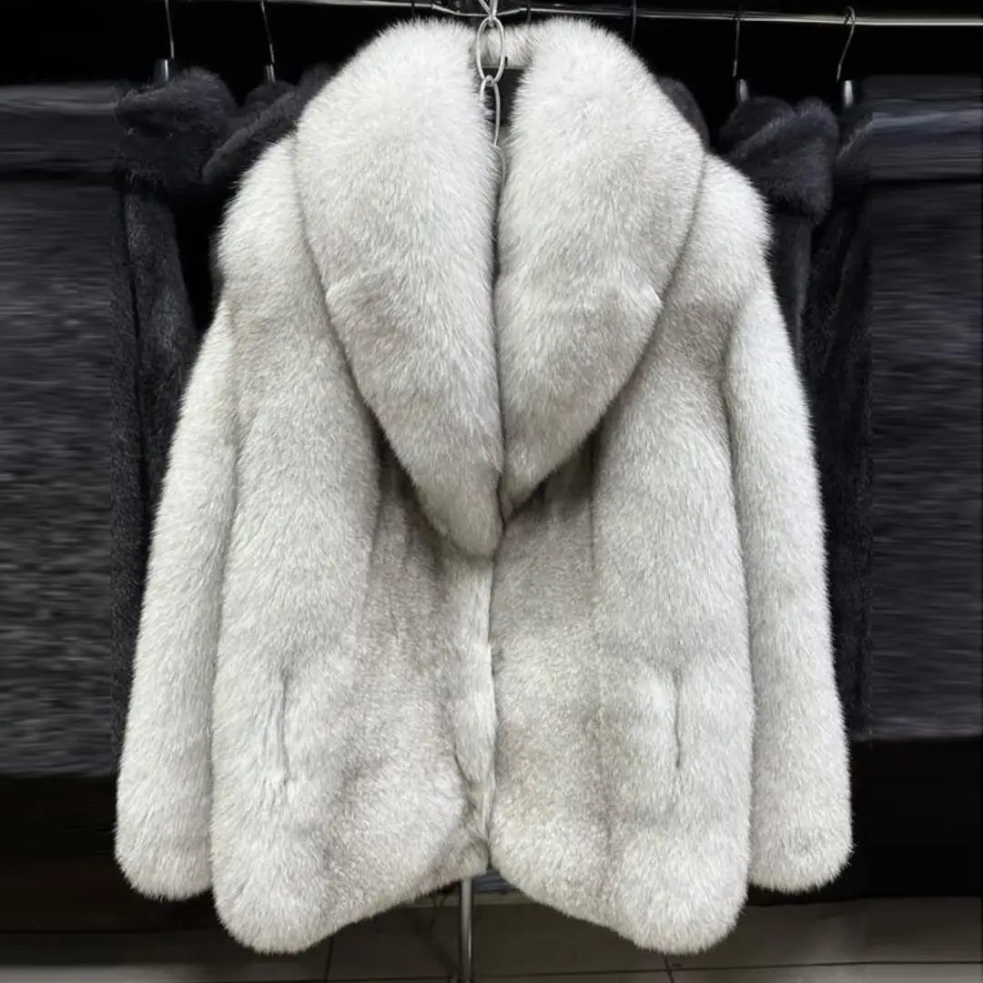 Warm winter jacket for men, elegant fashion, luxurious fox fur lapel jacket