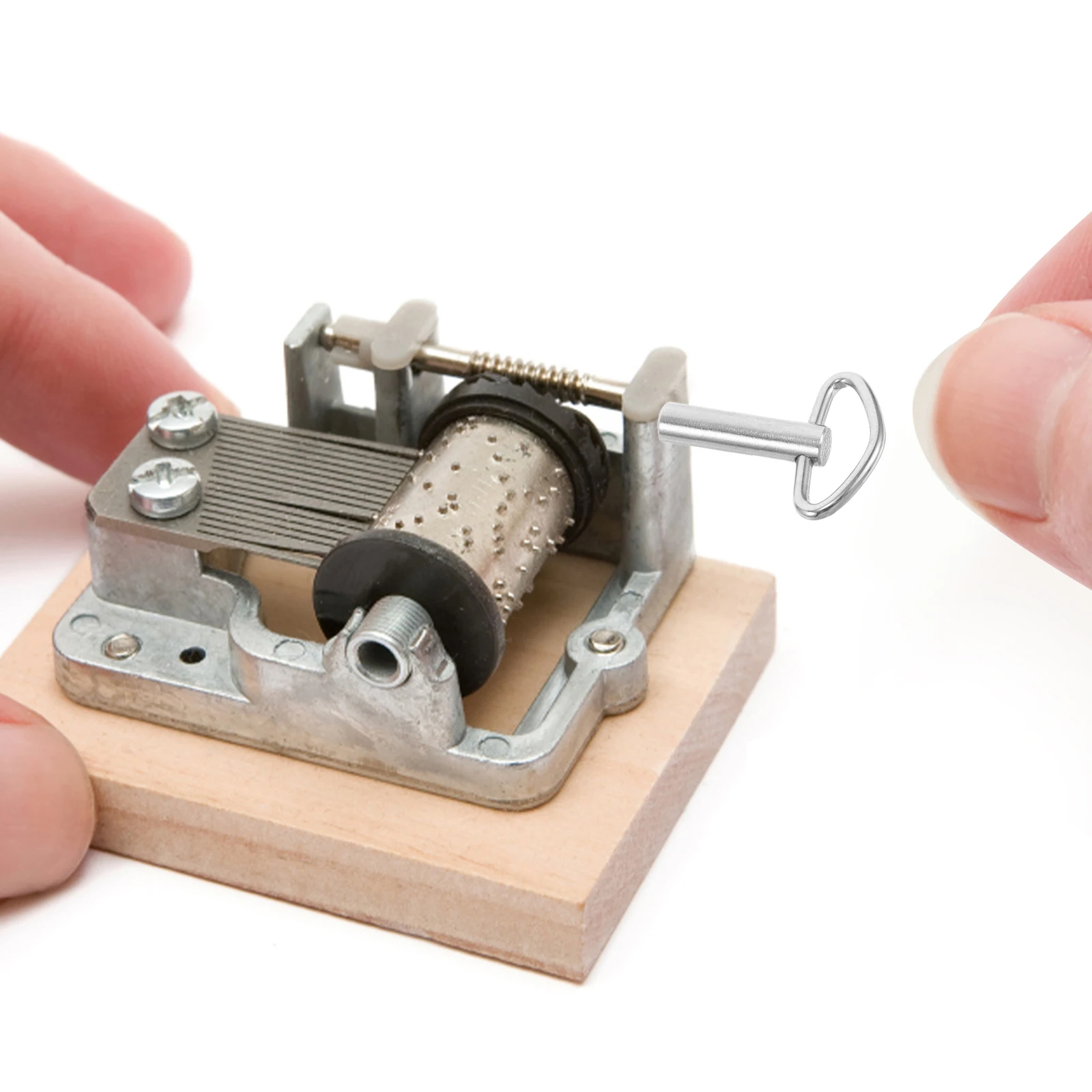 3 قطعة صندوق تشغيل الموسيقى مفتاح استبدال المعادن مثلث صغير عقارب الساعة اللفاف DIY بها بنفسك أداة إصلاح الساعة الميكانيكية يختتم صندوق