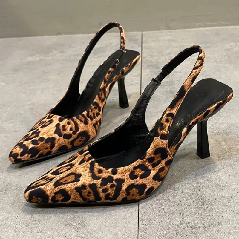 Kobiety Seksowne Wysokie Obcasy Buty Leopard Sandały 2024 New Pointed Toe Dress Party Slippers Winter Fashion Elegant Pumps Mujer Zapatos