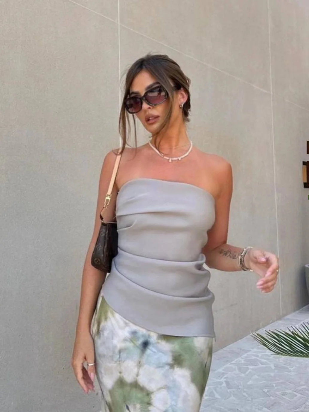 

WMXZ Новинка Весна-Лето: Женский топ-бюстье на одно плечо с декоративными складками, приятный к телу, дышащий, облегающий, для повседневной носки