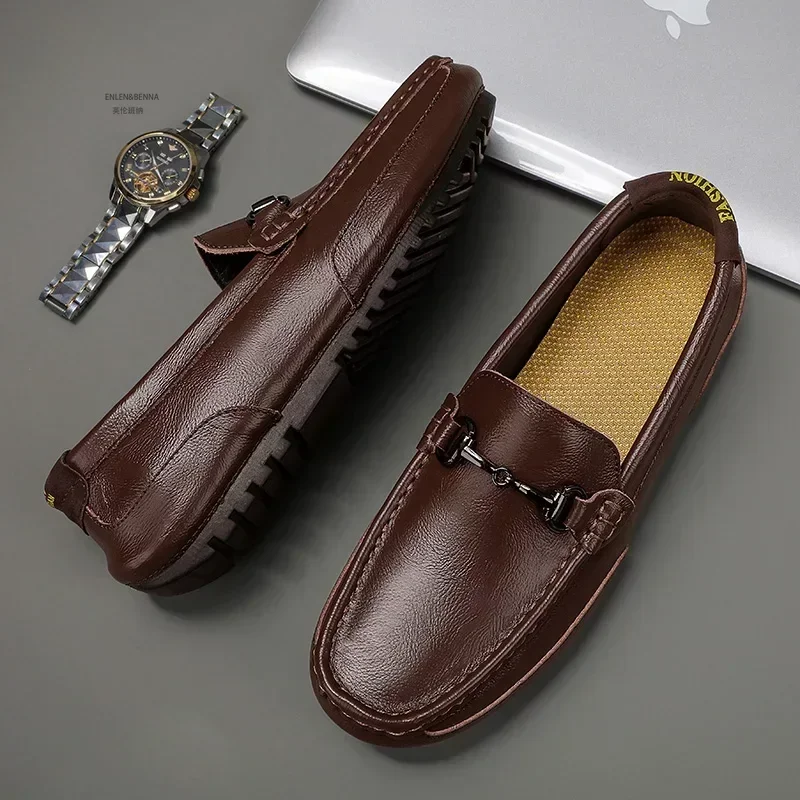 38-47 fashion men\'s shoes genuine leather loafers Mens casual new designer driving high quality Boy Free Shipping