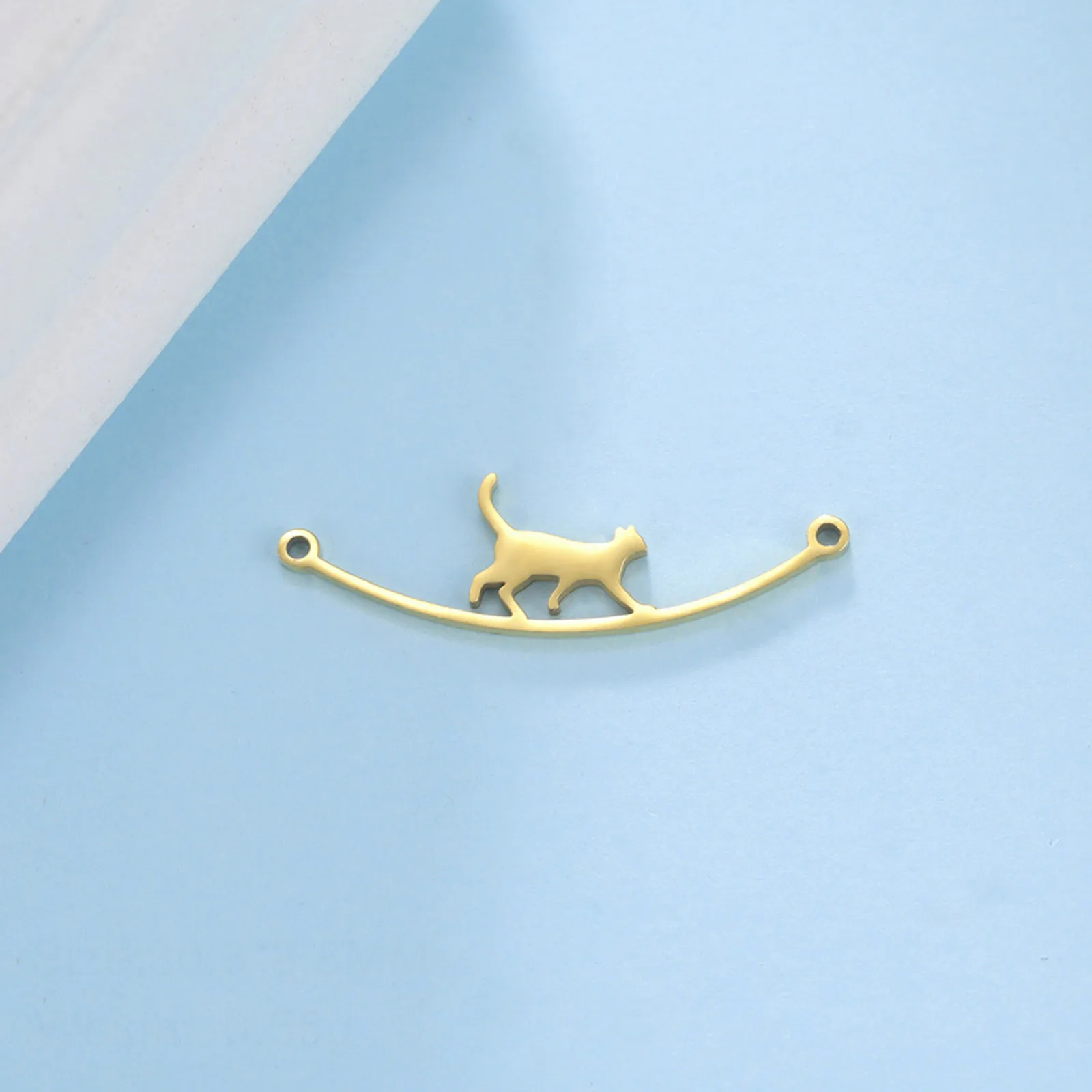 1PC Stainless Steel Cat Animal Connector Charms Metal Simple Connector Jewelry Making Findings Diy Necklace Women Jewelry 31x9mm