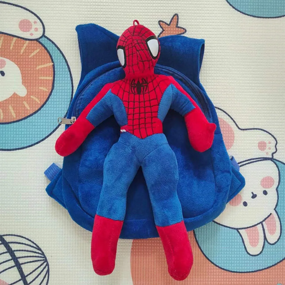 Nowa torba z kreskówek 3D Spider-Man Prezent urodzinowy dla dzieci Regulowana torba z figurką anime Urok Plecak przedszkolny Prezent na imprezę