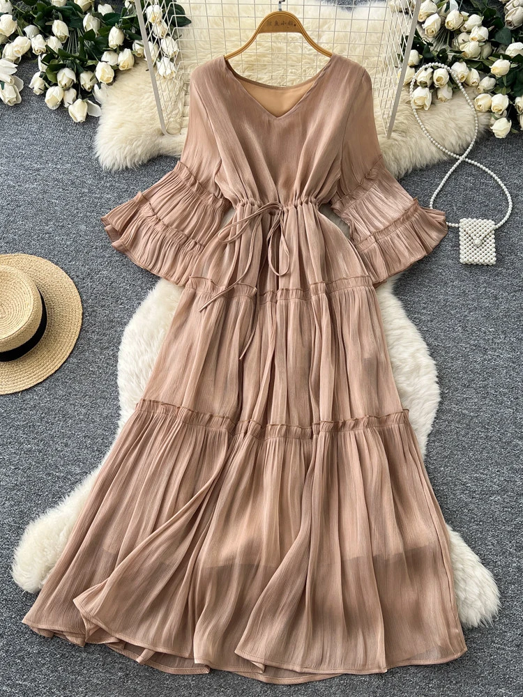Damen-Sommerkleid mit französischem V-Ausschnitt, ausgestellten Ärmeln, Schnürung, Bandage, Rüschenkanten, süßes langes Kleid für Damen DS390