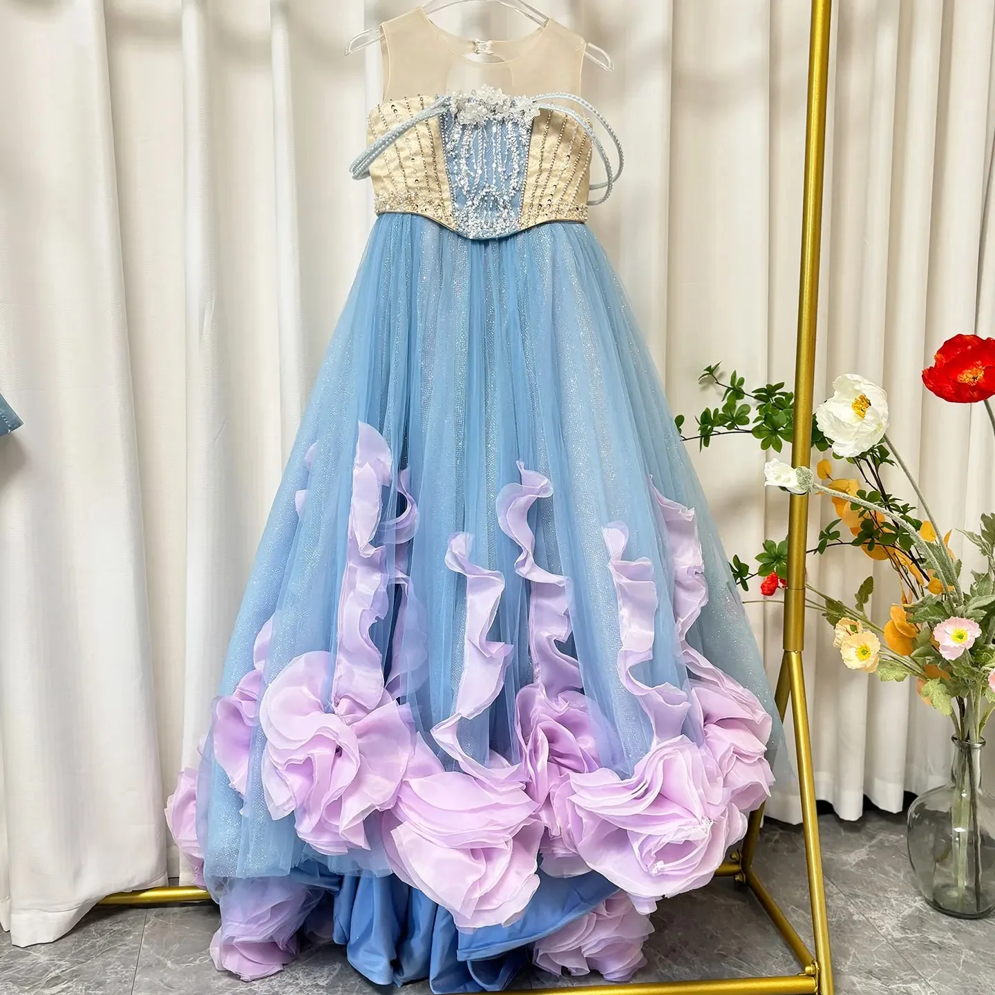 Custom Luxury Gradient Blue Flower Girl Dress with Crystal Long Train Children’s Princess Wedding Gown