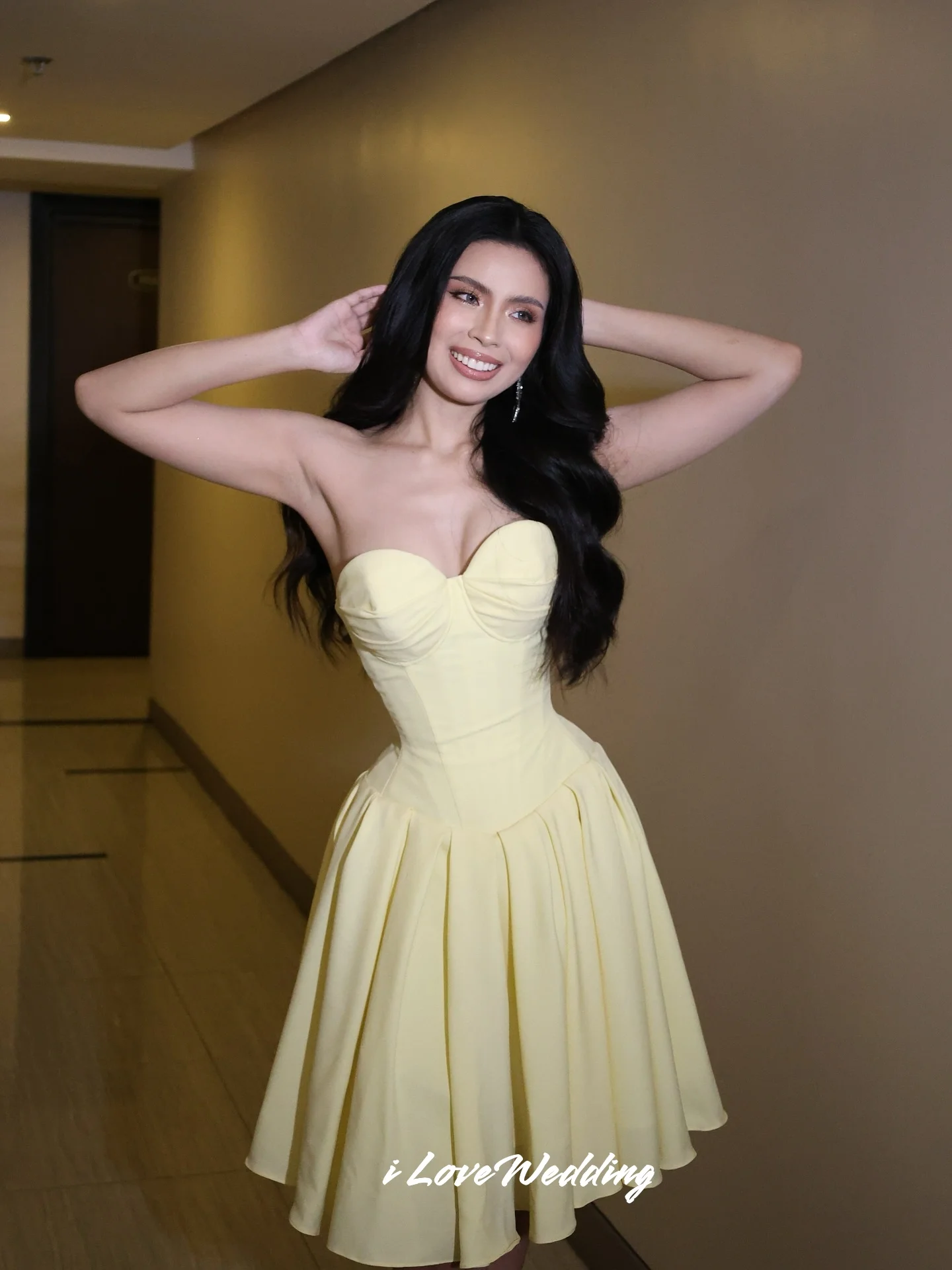 

Light Yellow Sweetheart Cocktail Dress 2025 Sleeveless A-Line Homecoming Dress Mini Skirt Pleated Wedding Party Dress Customized