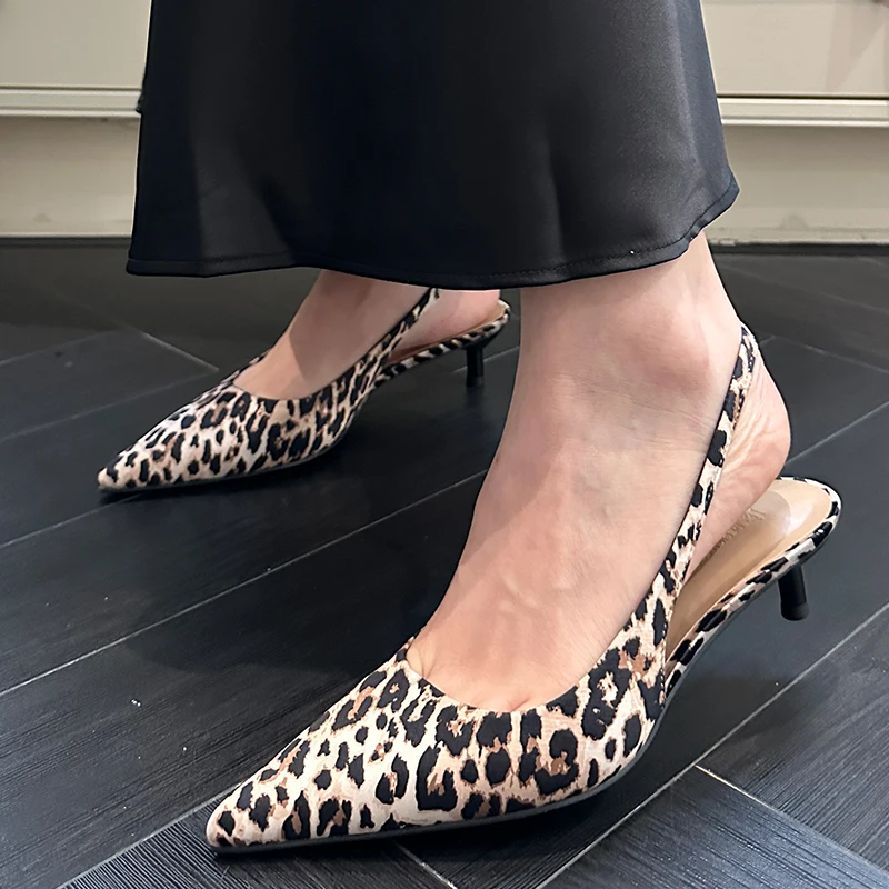 Leopard damskie czółenka moda eleganckie buty damskie obcasy nowe sandały ze szpiczastym noskiem 2024 sandały damskie slajdy obuwie