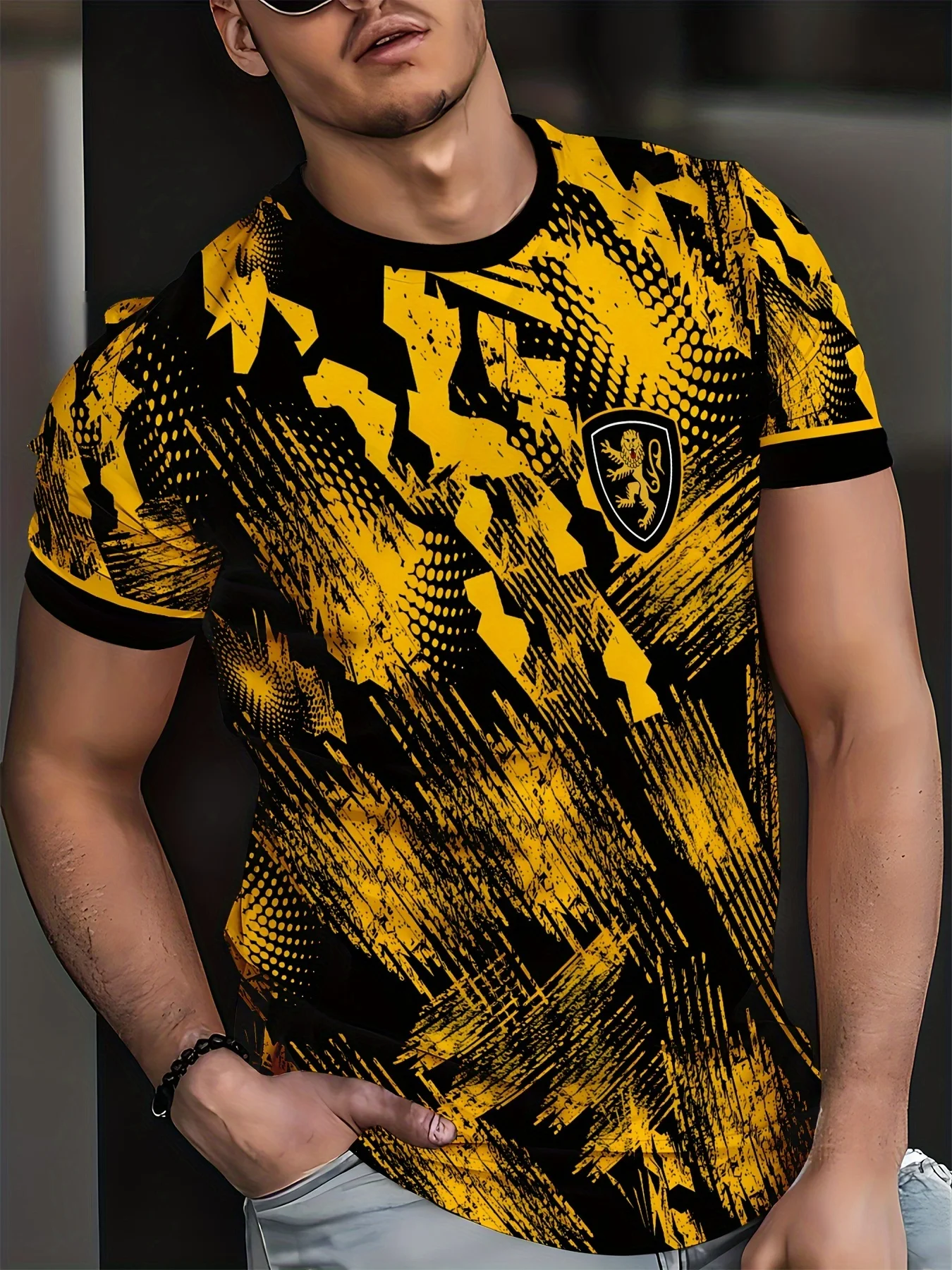 

Summer men's short sleeve T sleeve light and breathable multi-color pattern new top is affordable