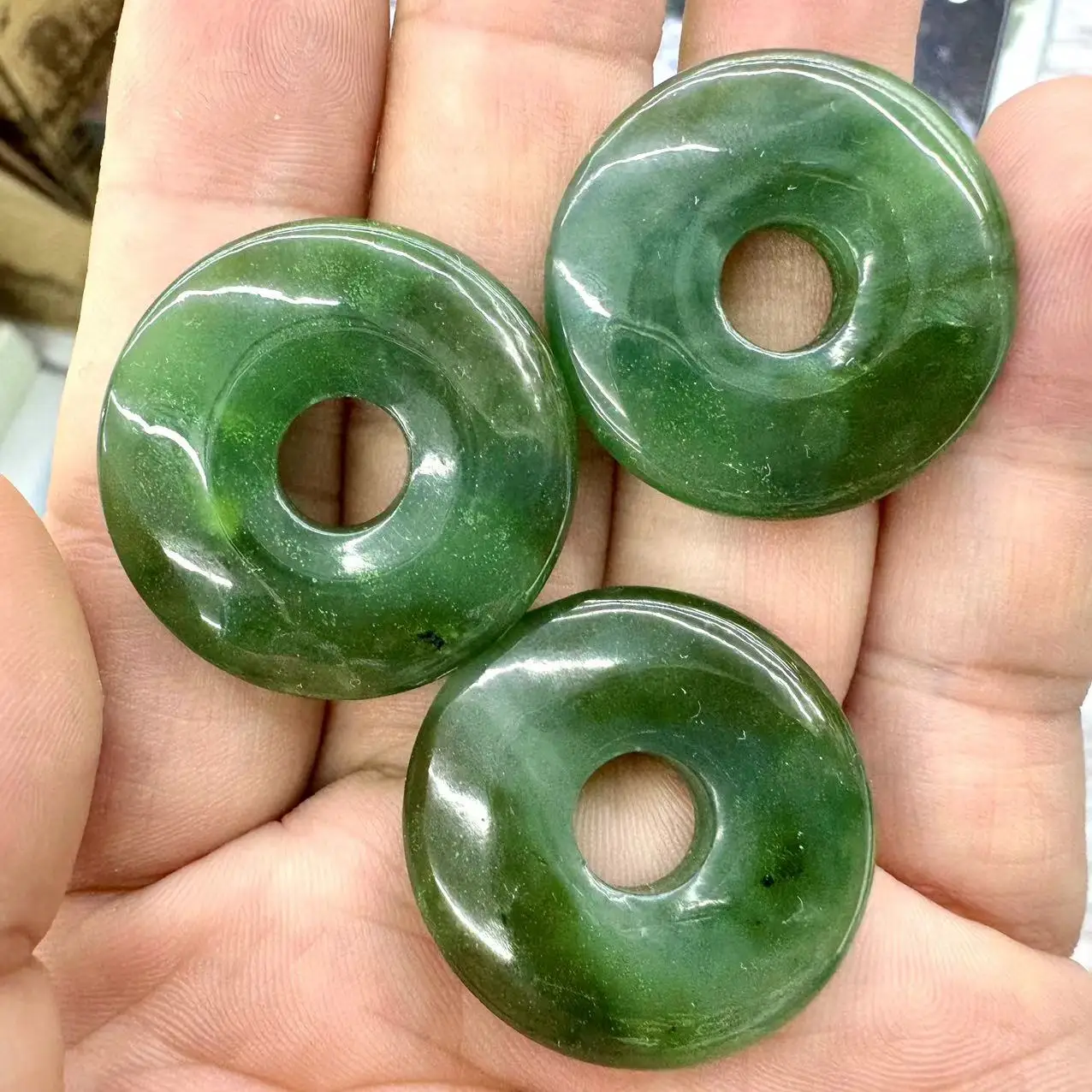 30mm donut shape natural canada jade stone beads natural gemstone beads DIY loose beads for jewelry making 1 piece wholesale