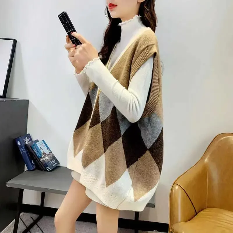 Korean Style Clothing Waistcoat Autumn Winter Lady Sweaters Cardigan Wool Vintage Formal New In Warm Jumper Knit Vests for Women
