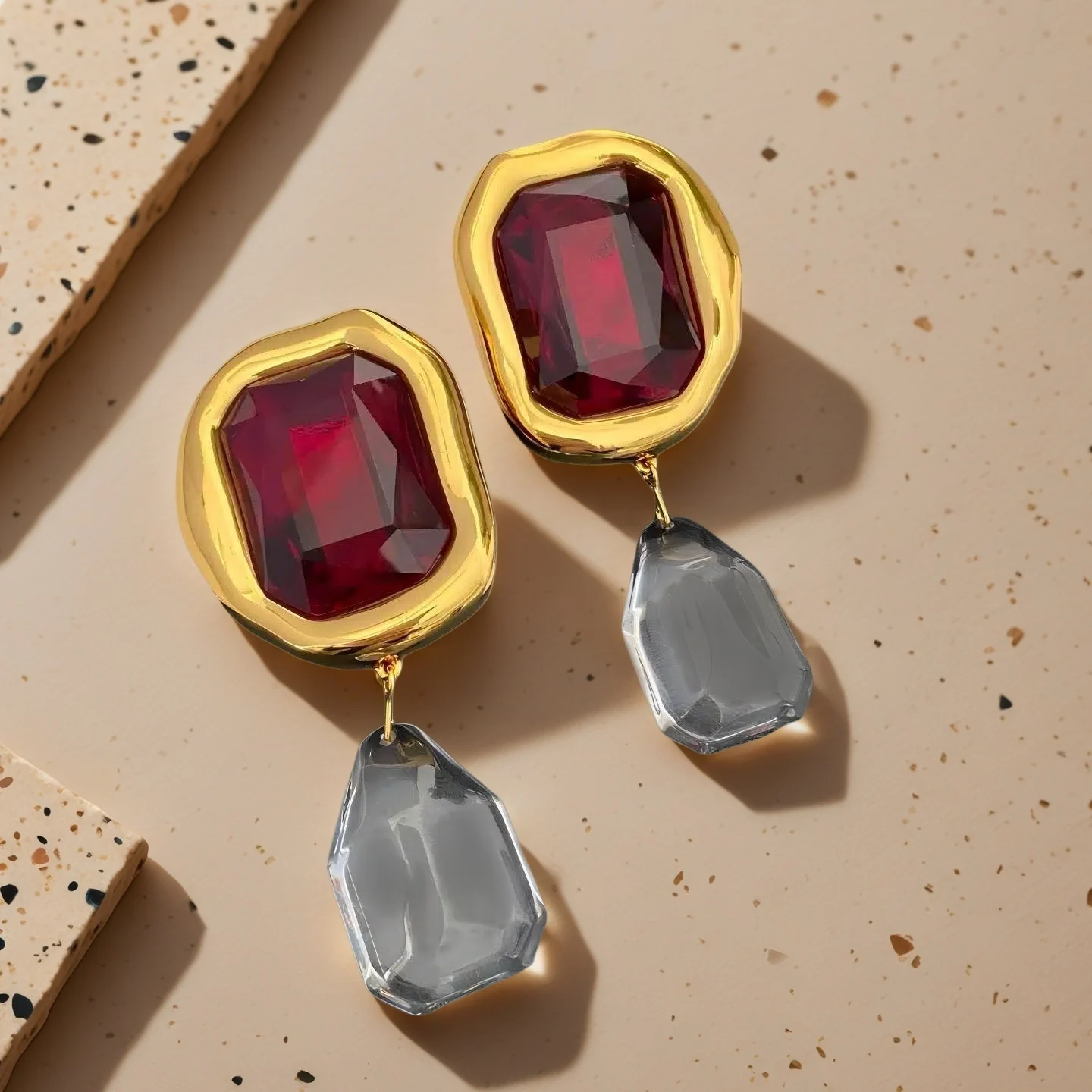 Yuri Ailey Vintage Geometric Resin Clip On Earrings No Piercing Red Clear Square Dangle Ear Clips Retro Women Party Jewelry Gift