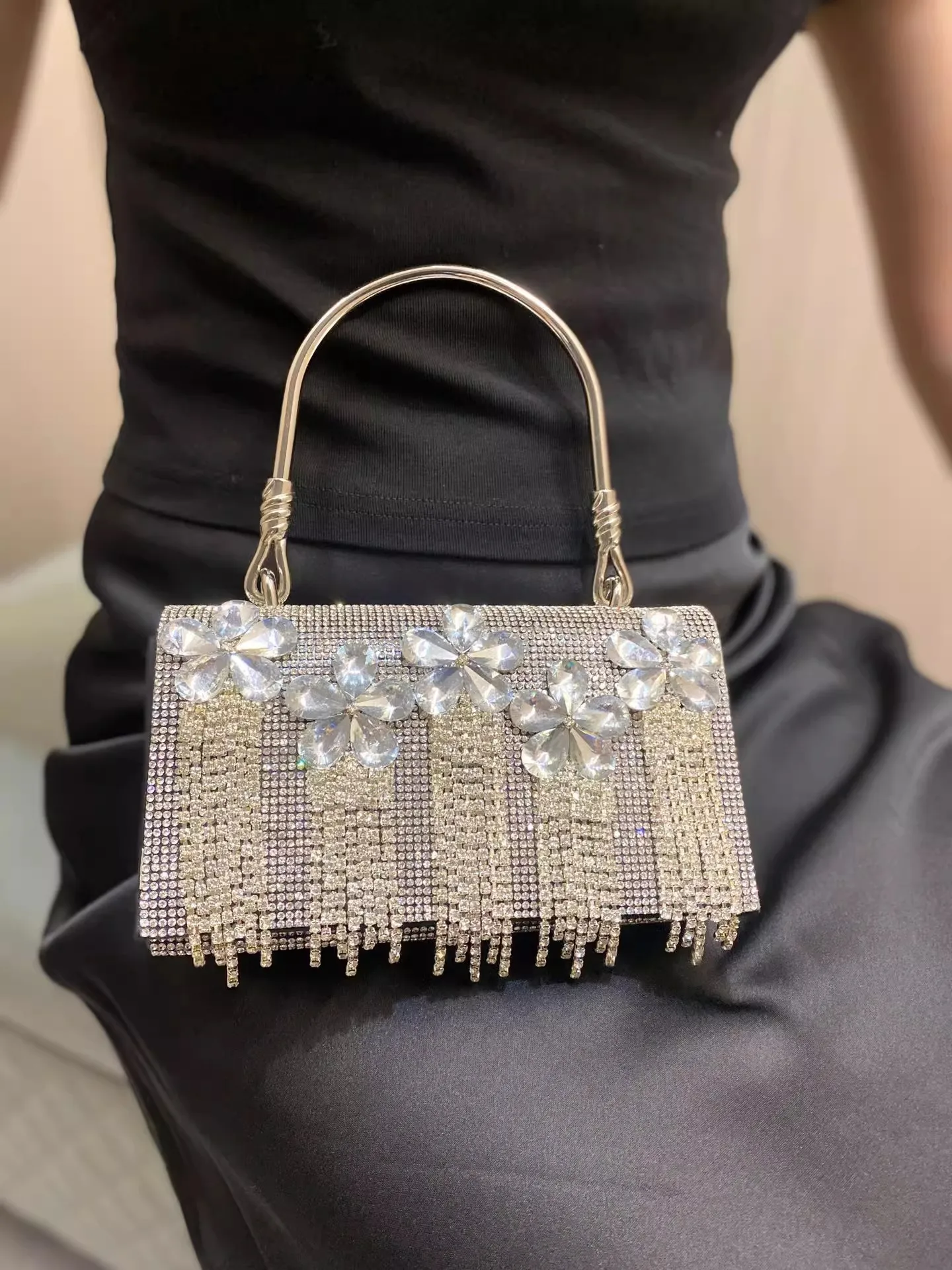 Borsa da donna di lusso con nappa lucida glitterata, strass di cristallo, borsa da sera con diamanti, pochette per festa di nozze, borsa a tracolla