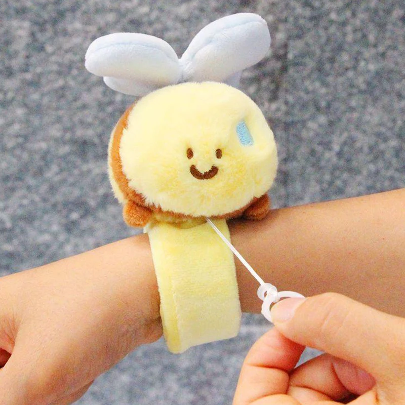 

Flapping one's wings Cute Little Bee Toy Plush Doll Little Bee Papa Circle Cartoon Animal Plushie Girl Gift Interactive Toy