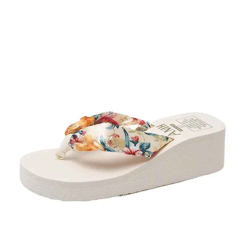 

Thick-soled flip-flops for women, summer outerwear, anti-slip height-increasing sandals, beach sandals