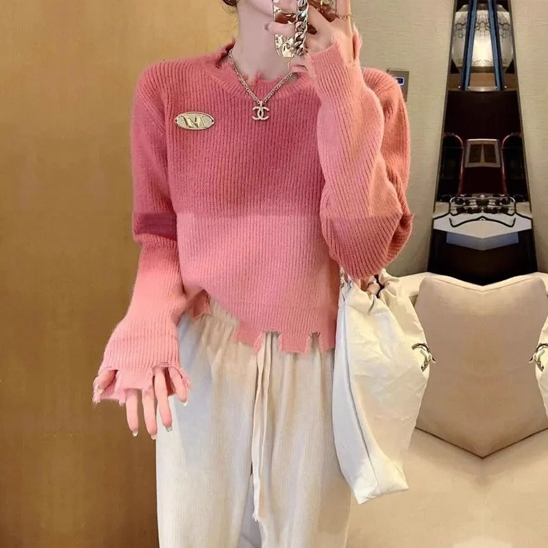 

Short Sweater for Women in Autumn and Winter New Fashionable High-waist Top with Small Round Neck Knitted Base Shirt