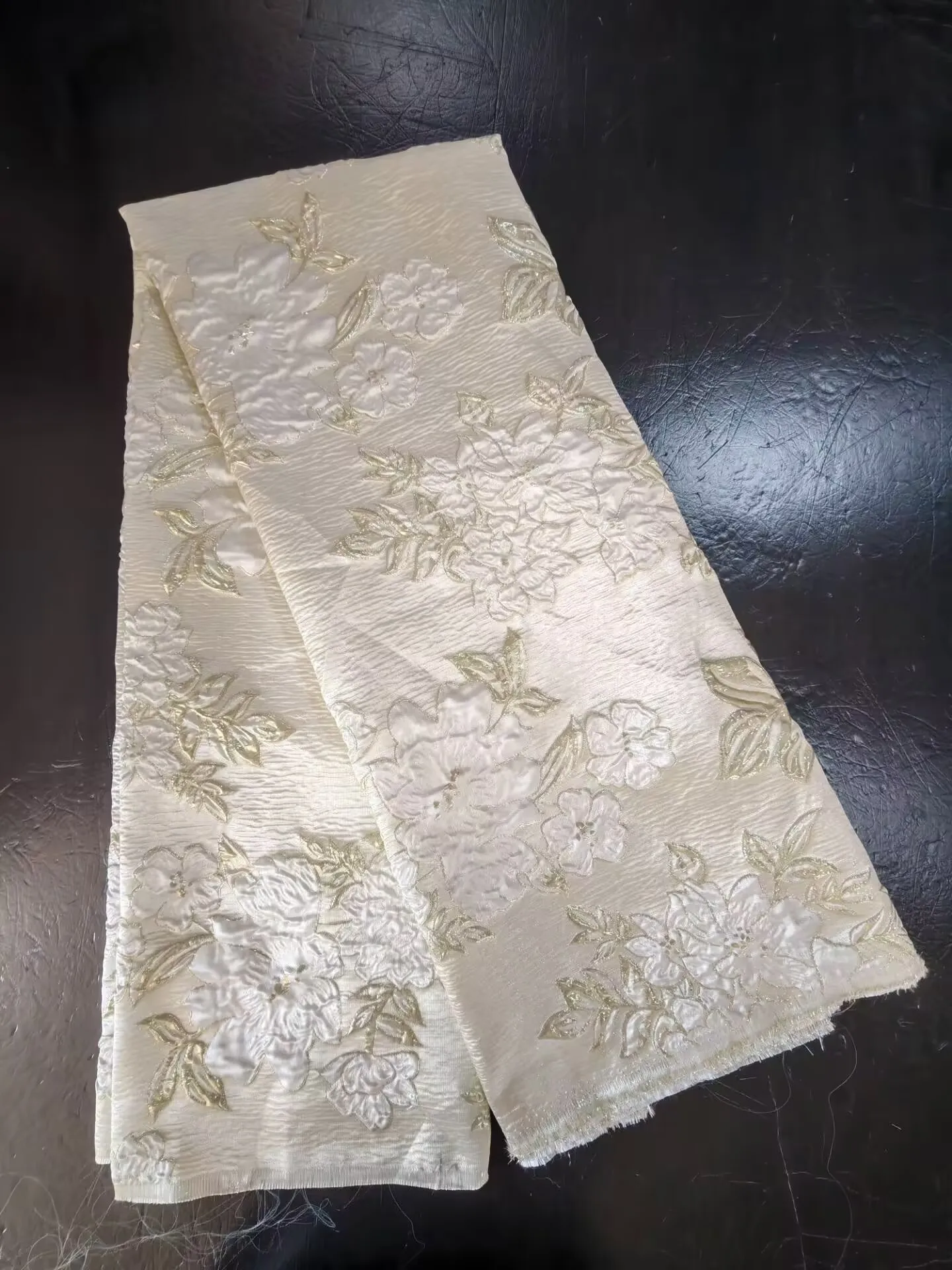 Ausverkauf Afrikanische Jacquard Französisch Vergoldete Spitze Nigerianischen Brokat Spitze Stoff Hohe Qualität Für Frauen Party Kleider Nähen 1yards