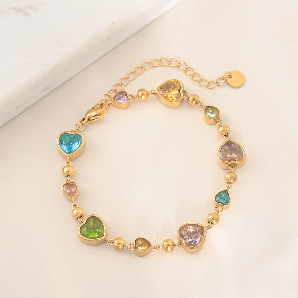 Exquisites Regenbogen-Herz-Kristallarmband für Damen, Edelstahl PVD 18K vergoldet, lichtbeständig, beliebtes Schmuckzubehör – Detail 1
