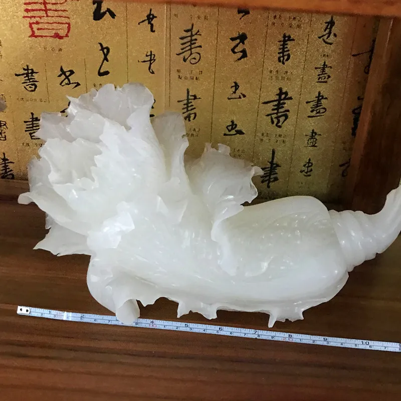 Afghan Jade Cabbage Ornament White jade cabbage as a gift for moving into a new home or opening a business
