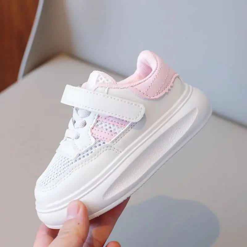Children\'s Single Mesh Board Shoes Spring/Summer 2024 New Style Lightweight Soft Sole Casual Breathable Running Shoes Boys Girls