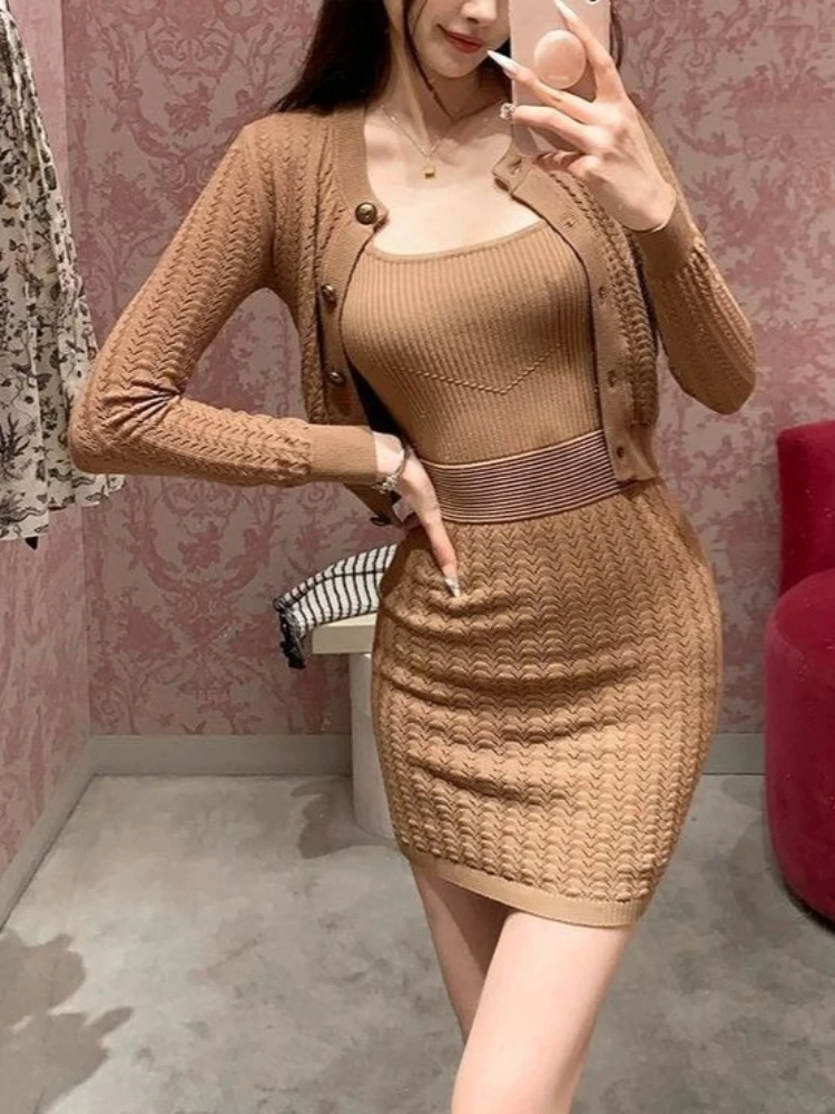 

Винтажное платье Spicy Girl, комплект французского шикарного короткого кардигана + однотонное платье на бретелях, верхняя одежда, тонкий вязаный комплект из двух предметов