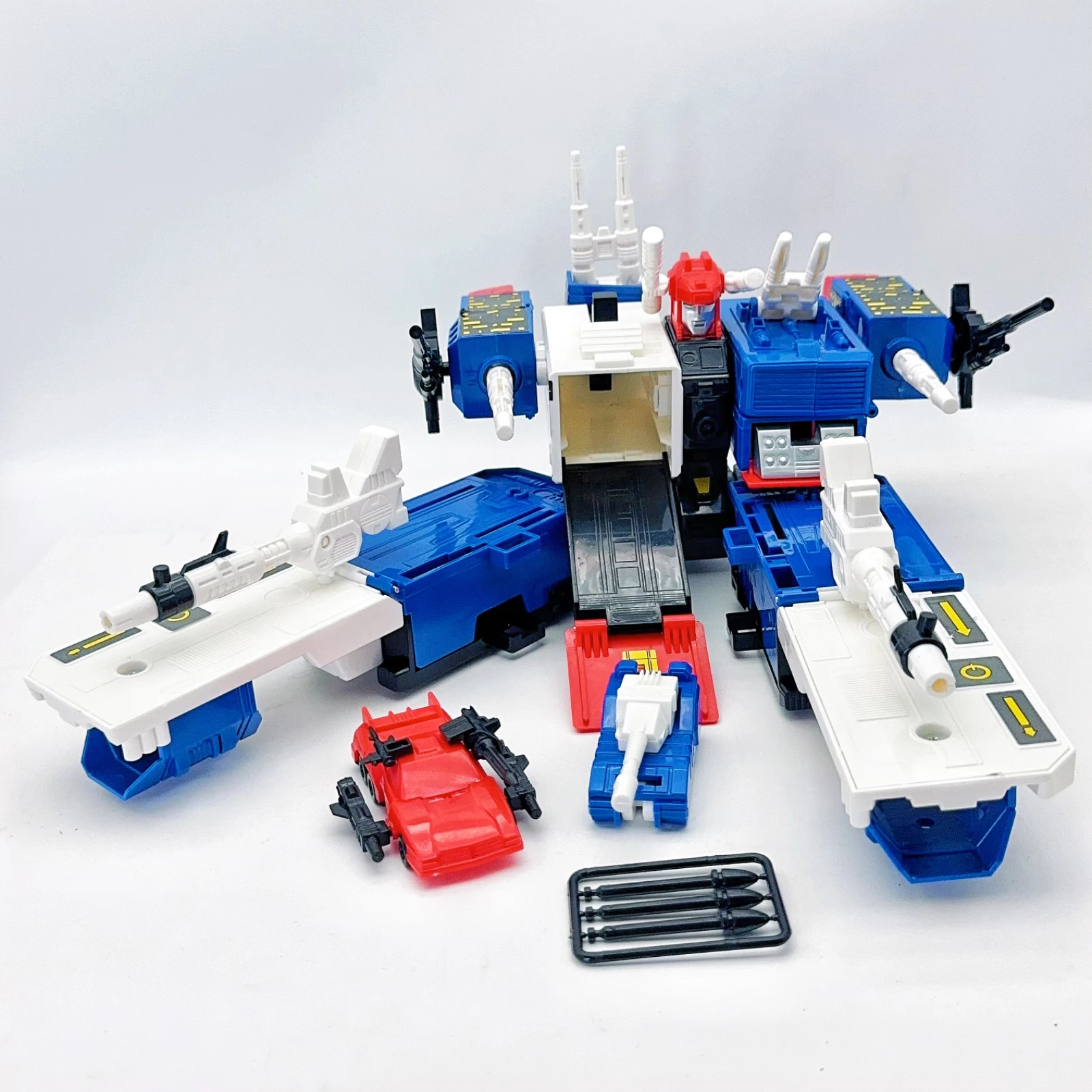 Transformatie Blauw Metroplex Ko G1 Drie Transformaties Action Figures Speelgoed Geschenkcollectie