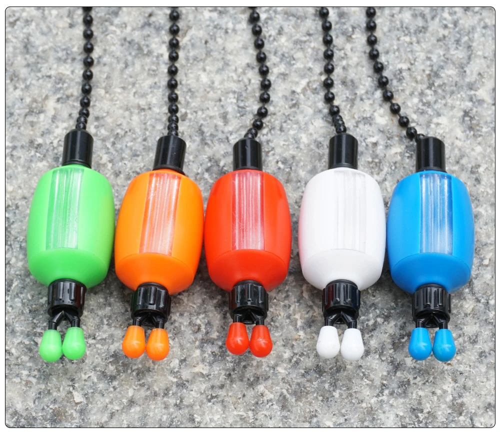 Hirisi 2 Stück Karpfenangeln Swinger Bissanzeiger, 5 Farben, langlebiger, durchsichtiger Kunststoff mit liniensicheren Clips, Karpfenangeln-Zubehör – Detail 1