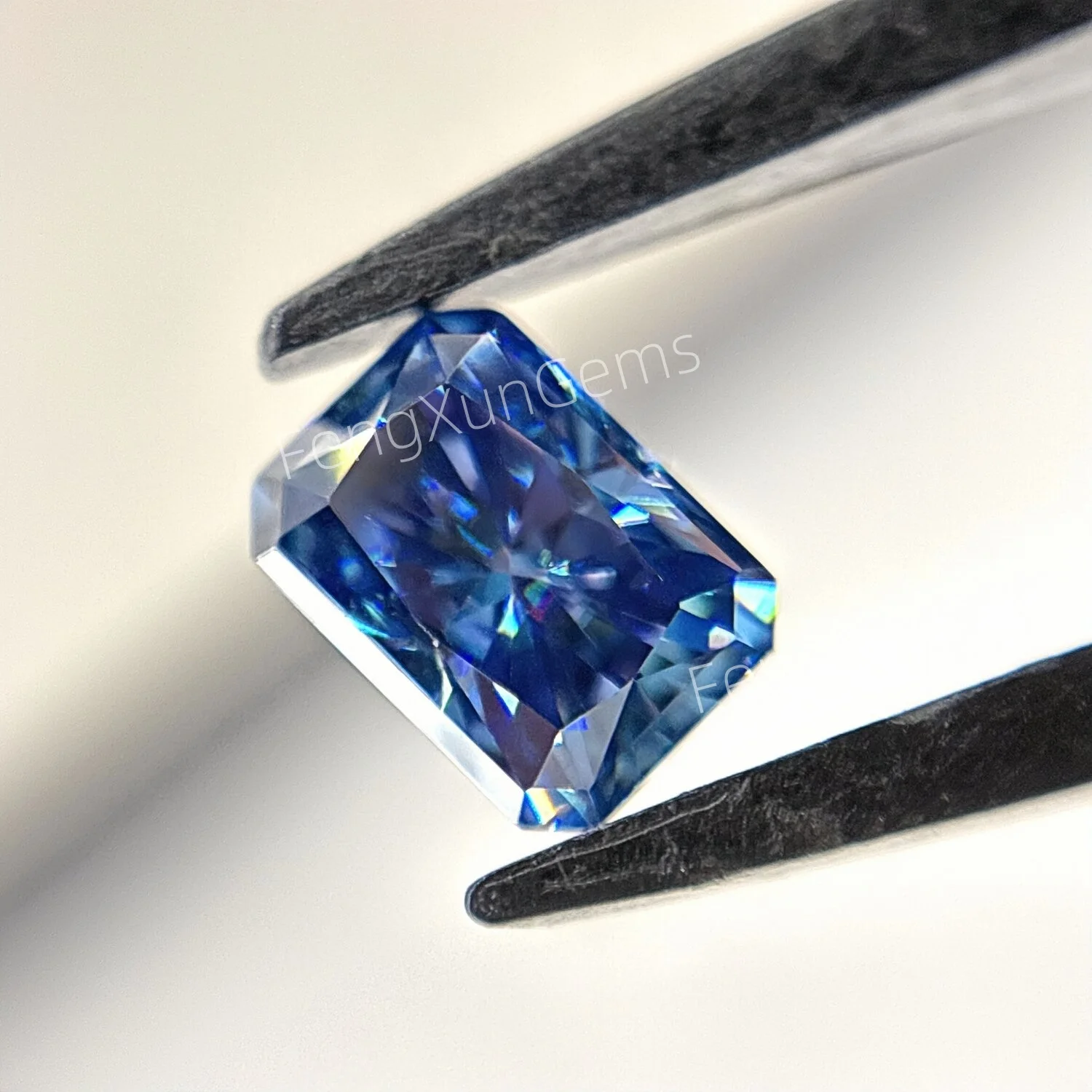 

Loose Moissanite Stone Radiant Cut Brilliant 0.4~5ct Royal Blue Lab Grown Diamonds Pass test With Certificate For jewelry Inlay