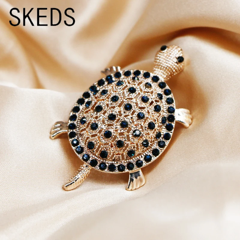 SKEDS Fashion Women Men Luxury Rhinestone Turtles Brooch Pin Crystal Vintage Metal Animal Accessories Coat Badges Cute Brooches