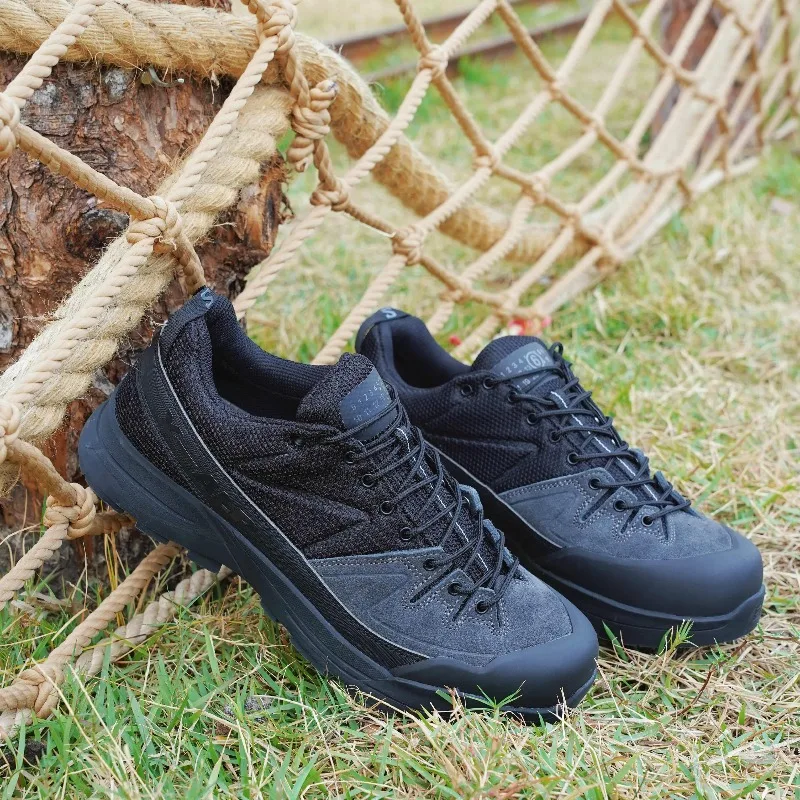 

Professional Hiking Shoes For Men Women Luxury Brand Outdoor Walking Shoe Unisex Anti Slip Climbing Shoes Couples Camping Shoe