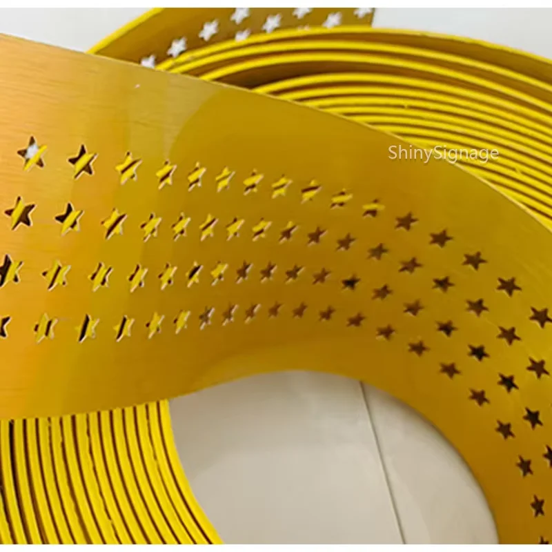 별 모양 구멍이 있는 알루미늄 판재 천공 채널 문자 스트립, 오각형 구멍 포함 수제 조명 간판 제작 재료
