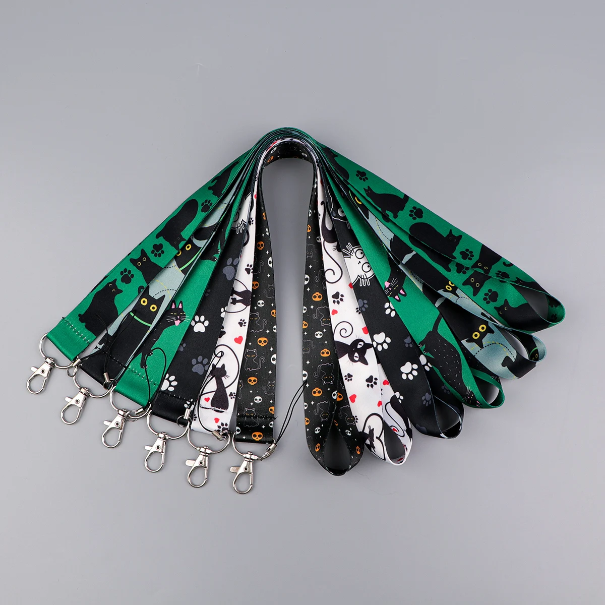 Персонализированный шнурок в виде кошки