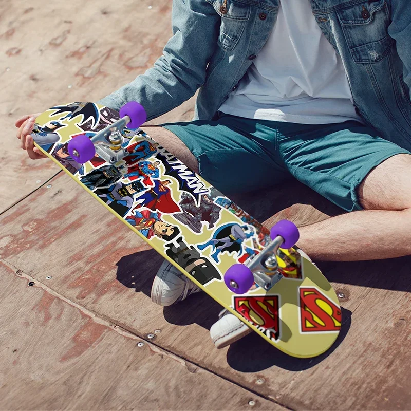 Superman Anime Graffiti décalcomanie Cool Batman autocollants Superman Anime autocollants pour téléphone portable journal tasse valise enfants autocollant jouets