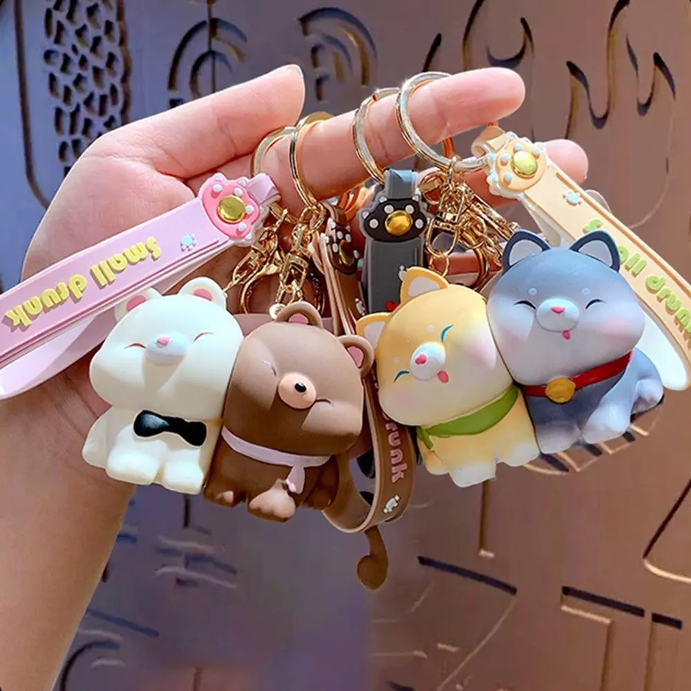 Cute Exquisite Animal Key Chains Cartoon Resin Puppy and Pig Keychain Car Bag Charm Pendant Keyring Ornaments Accessories