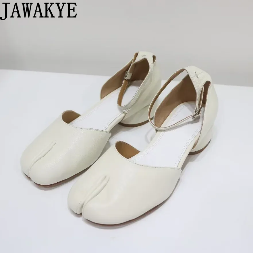 

Genuine Leather White Mary Janes Ankle Strap Women Split Toe Brand Tabi Shoes Fashion Ladies Low-Heeled Women Pumps