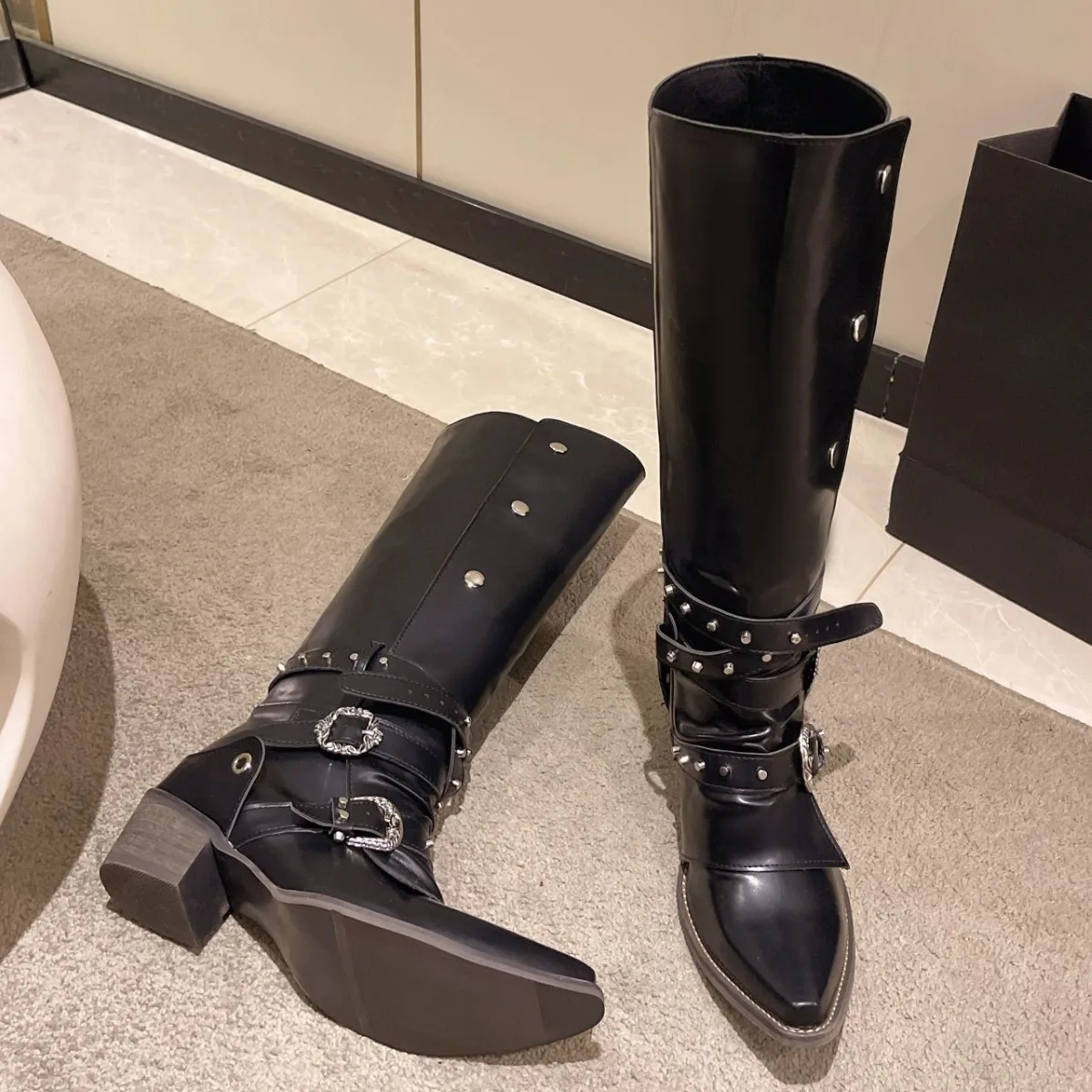 

Women Metal Doctor Thick Heeled Black Boots Autumn Pointed Toe Pu Leather Mid Calf Boots Woman Motorcycle Boots Big Size