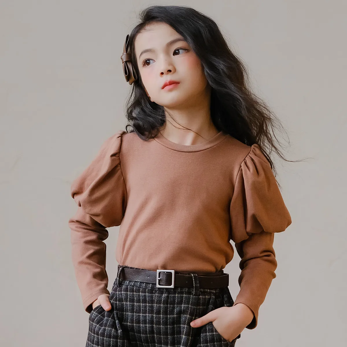 

2024 Korean Spring Autumn School Girl 2PCS Clothes Set Junior Girl Bubble Sleeve Tops+Checkered cropped Pants Set For Girls