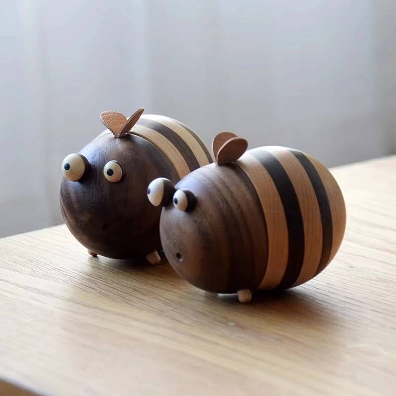 Little Bee Toothbridge Household Solid Wood Oak Fruit Toothbridge Dining Room Decoration Ornament Cute Toothbridge Jar