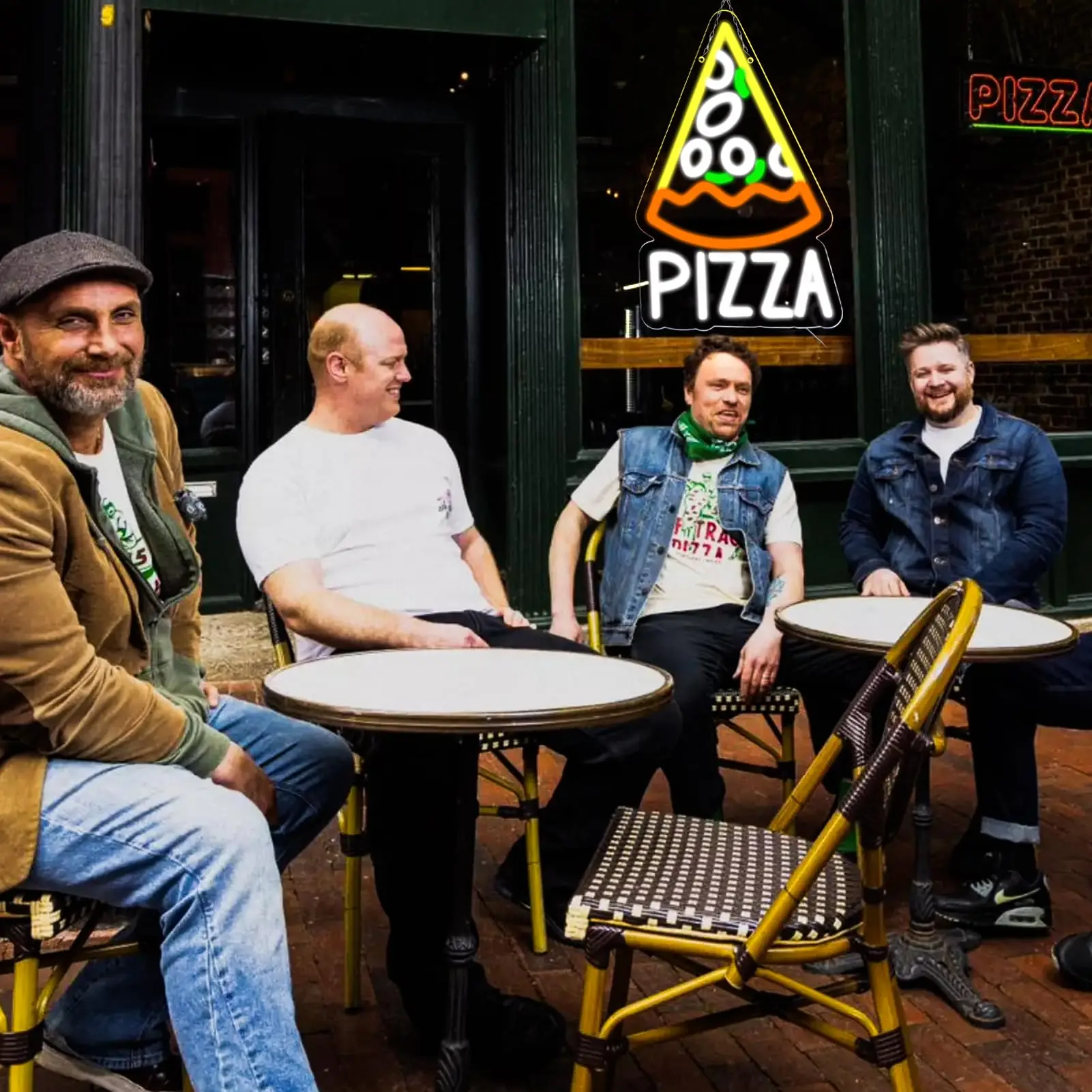 Pizza Neon Sign for Pizzeria Business Decor Pizza Shaped Neon Sign Pizza LED Neon Light for Restaurant Kitchen Store Party Gift