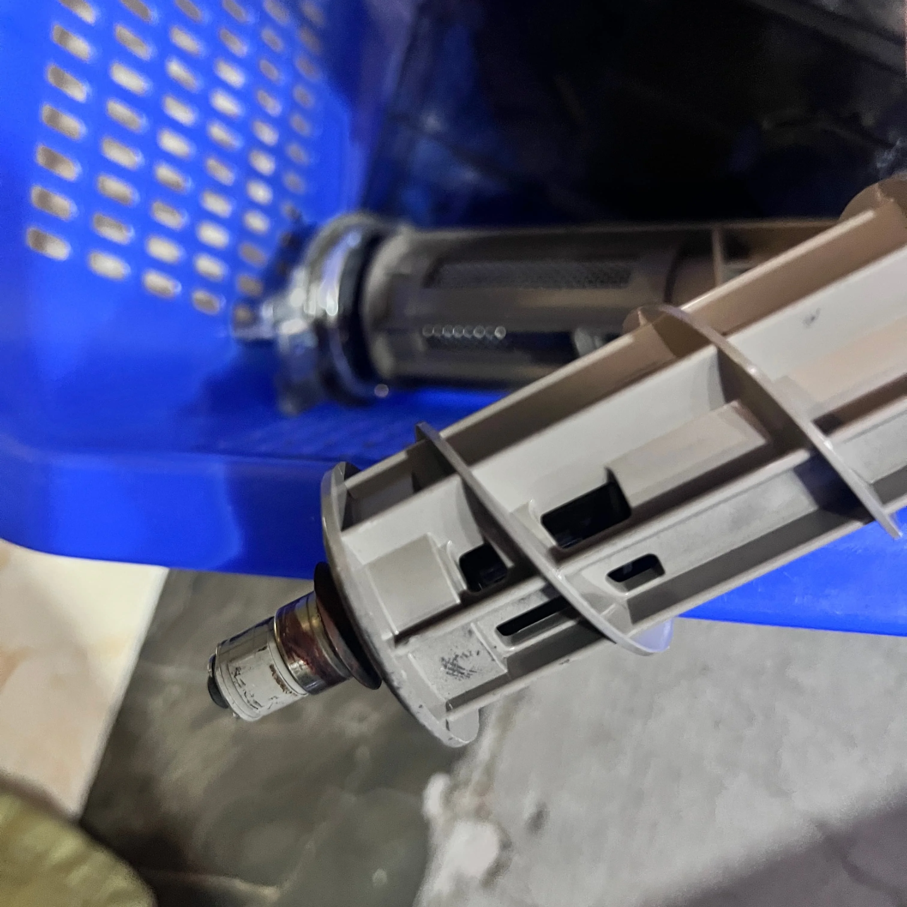 

1pc Teardown Developer Mixing Stirring Roller For Ricoh Aficio MP4000 MP5000 MP4001 MP5001 MP4002 MP5002 MP3500 MP4500 2045 3045