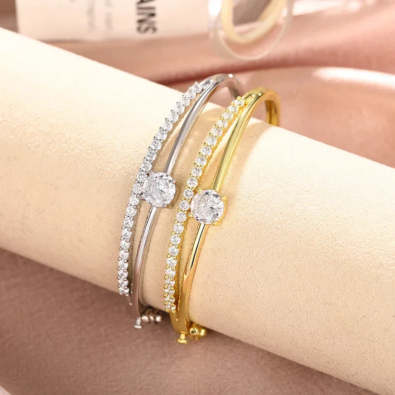 Huitan Neuartiger, stilvoller Armreif für Damen, einzigartig, doppelte Linien, schillernder Zirkonia, Handaccessoires, einfacher heller Schmuck für Party