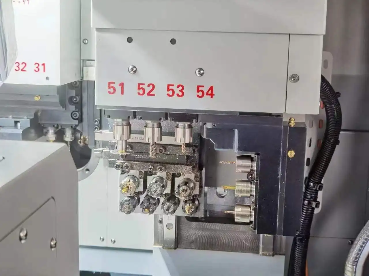 ML25-6 double spindel swiss CNC lathe machine