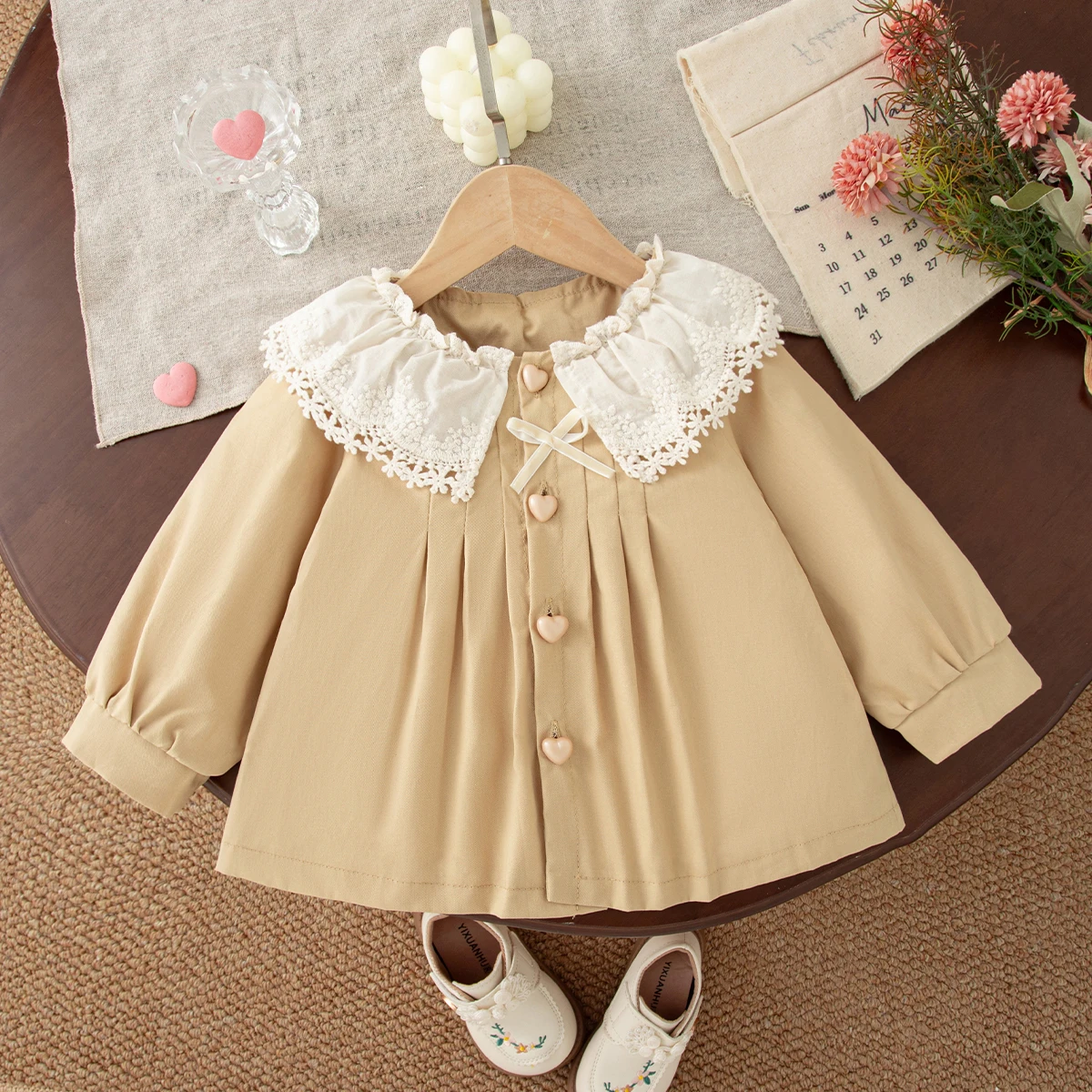 Autumn New Baby Girl Solid Color Coat With White Lace Lapel For Children (9 Months -4 Years Old)