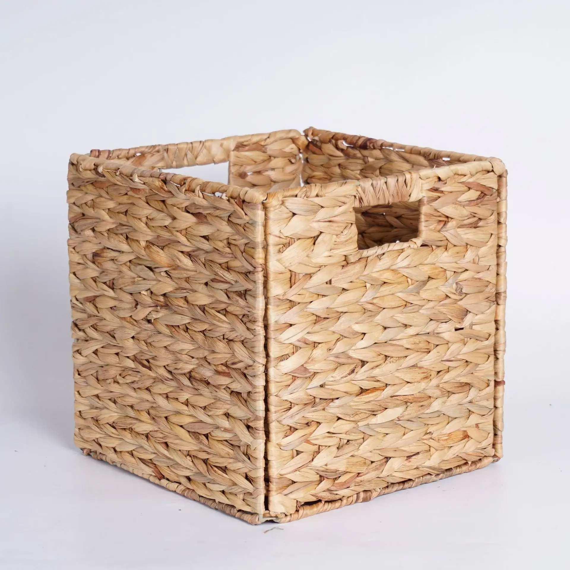 BambooMuse Premium Water Hyacinth Hand-woven Storage Basket, Storage Basket, Foldable Storage Basket