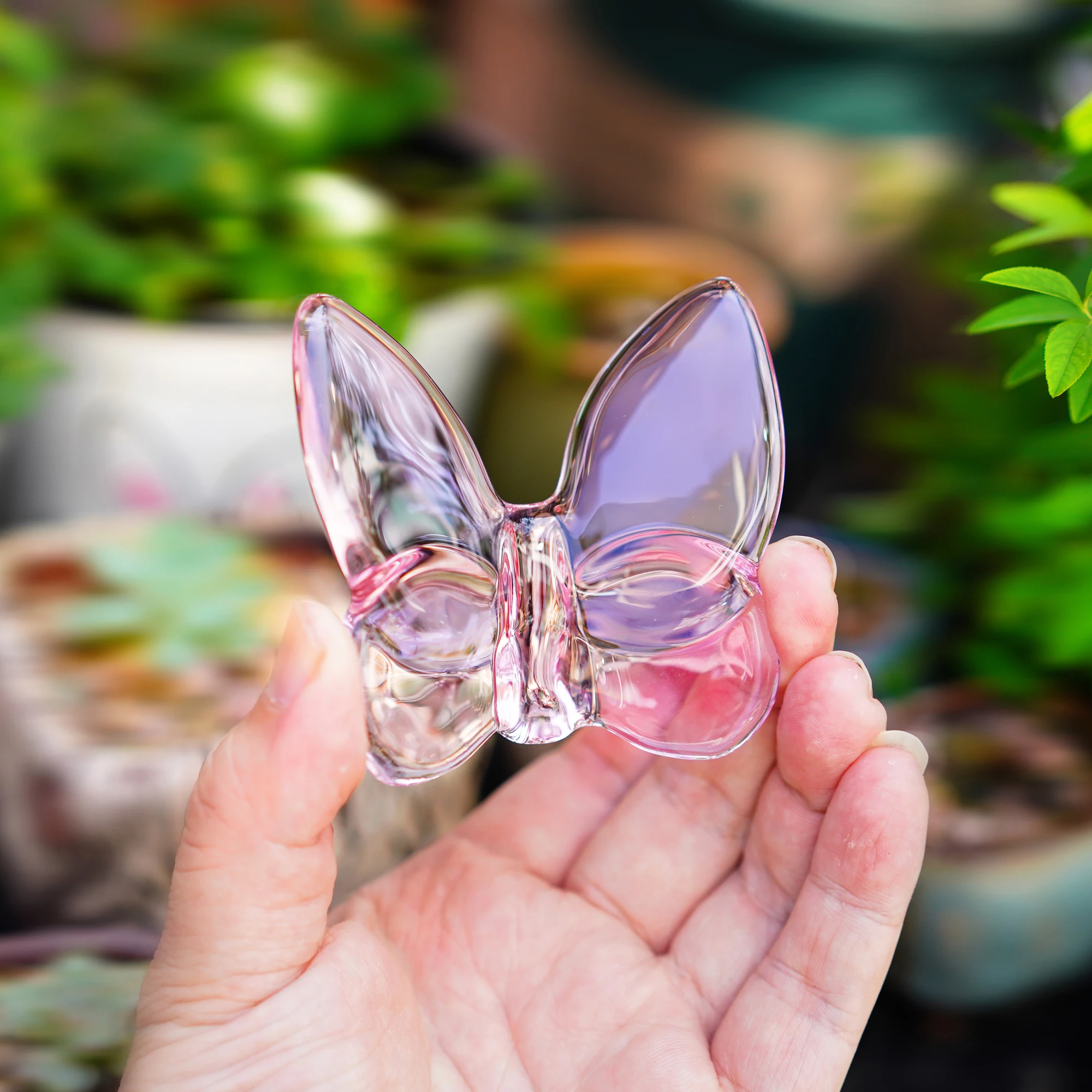 

H&D Pink Crystal Butterfly Figurine Ornament,Crystal Animal Collectible Gift for Butterfly Enthusiasts and Collectors