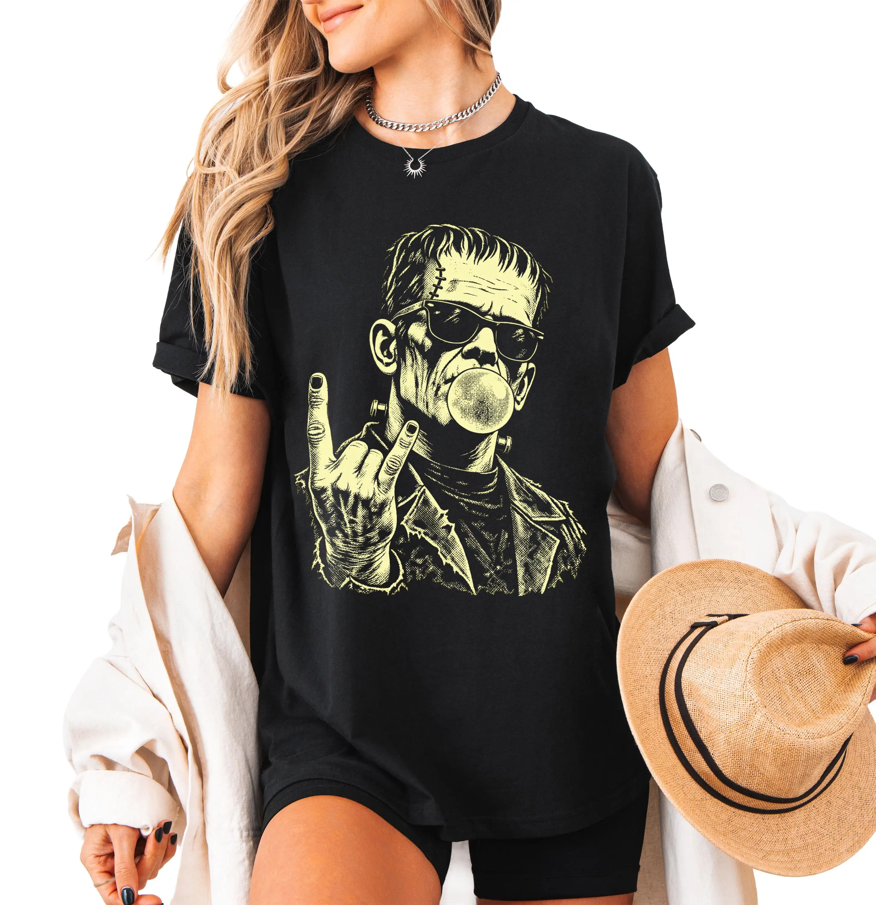 Frankenstein Bubble Gum Vintage Horror Graphic T-Shirt Monster Character Short Sleeve Tee Casual Retro Top for Horror Movie Fans