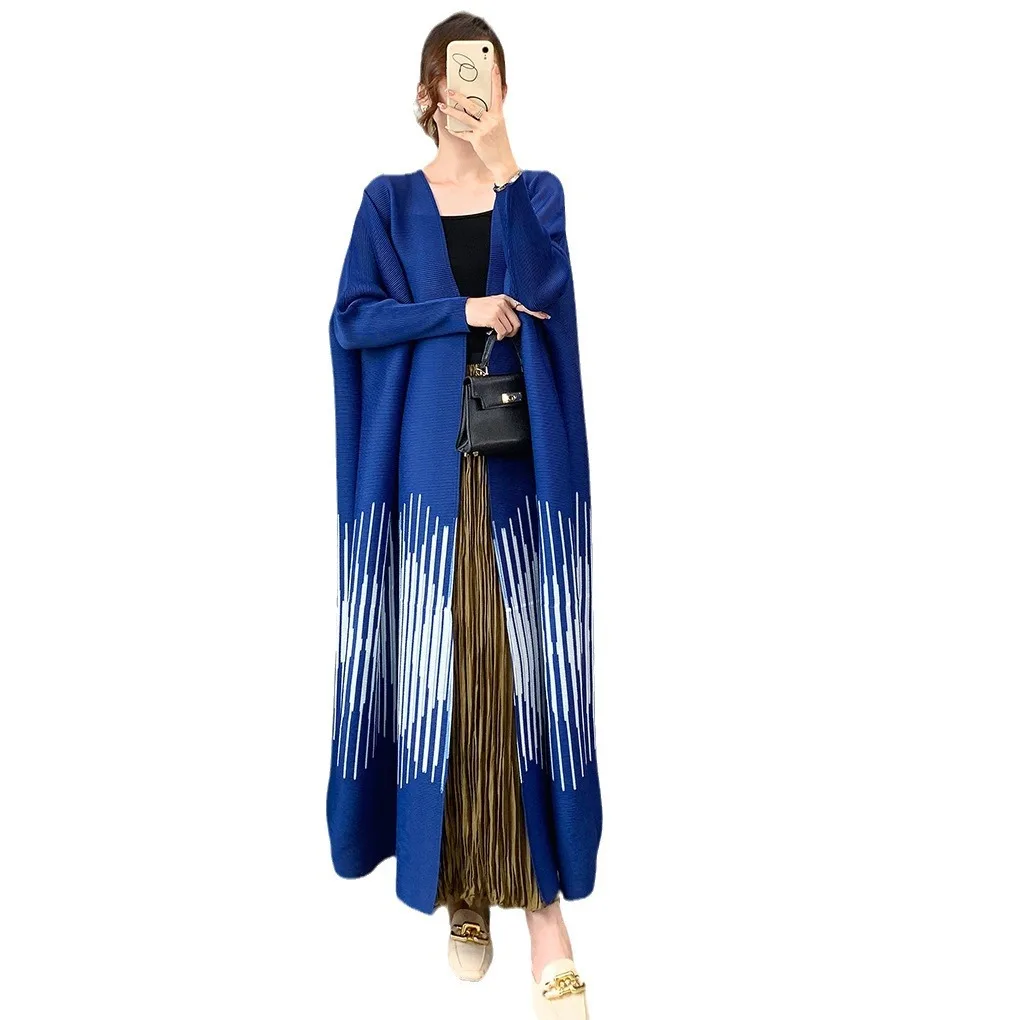Bliski Wschód Dubaj Szata Odzież damska Styl etniczny Abaya Muzułmańska szata Retro Sukienka damska Miyake Wszechstronna luźna wersja 2024