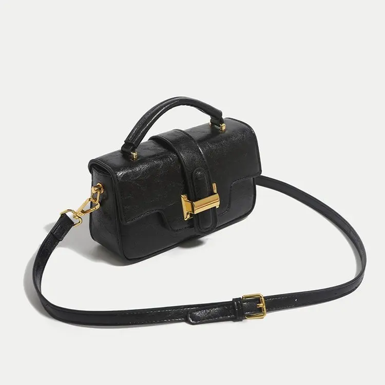 

Fashionable Women's Diaper Bag Luxury Leather Large Capacity Designer Tote Minimalist Elegant Classic Commuter Shoulder